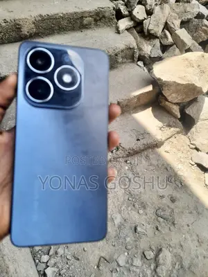 Tecno Spark 20 128 GB Blue