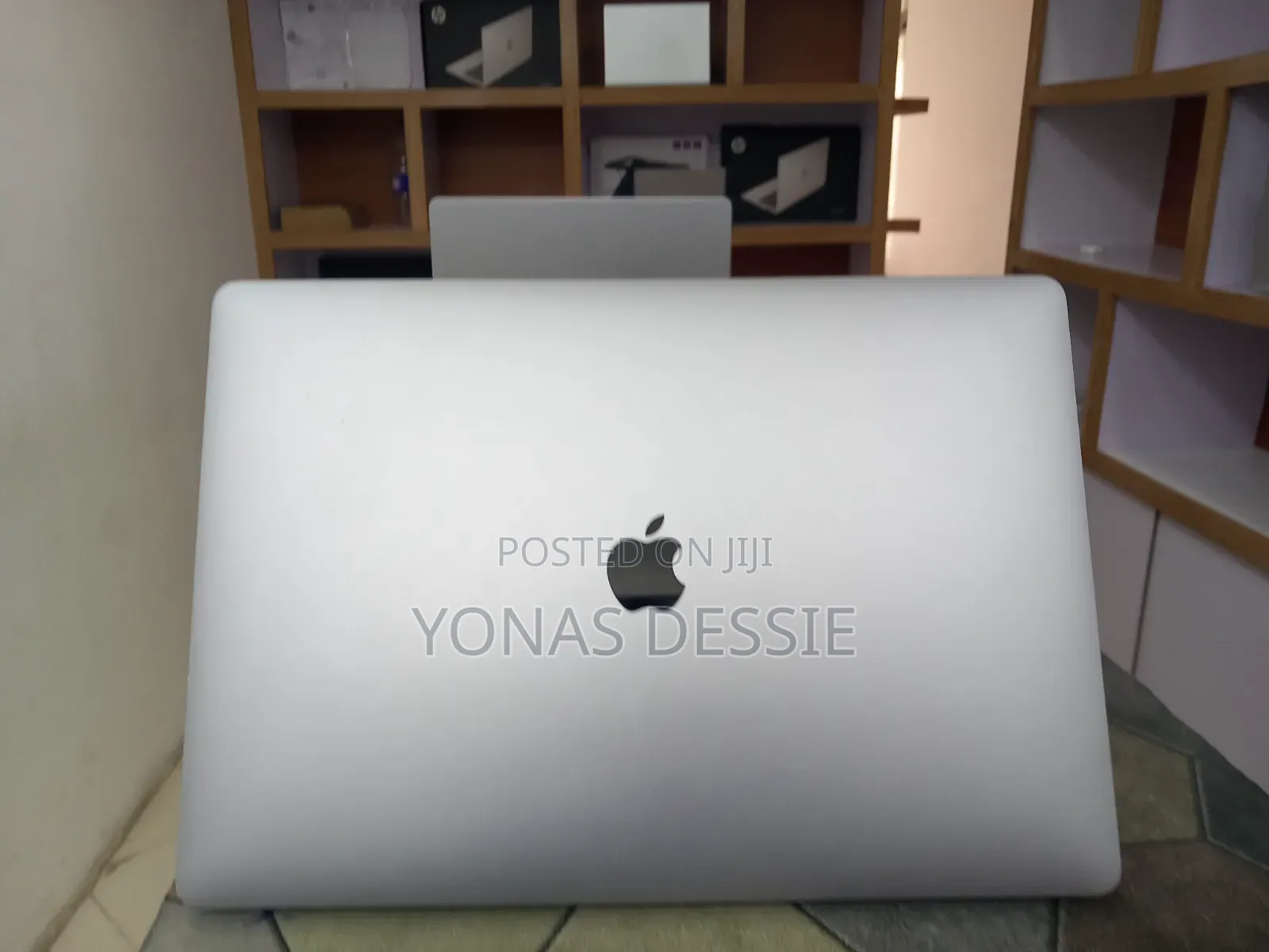 New Laptop Apple MacBook Pro 2019 32GB Intel Core i9 SSD 1T
