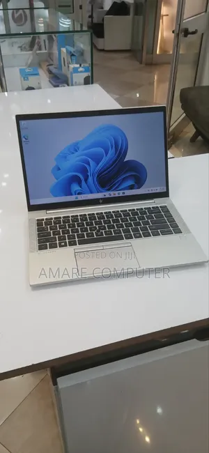 New Laptop HP EliteBook 840 G7 16GB Intel Core i5 SSD 512GB