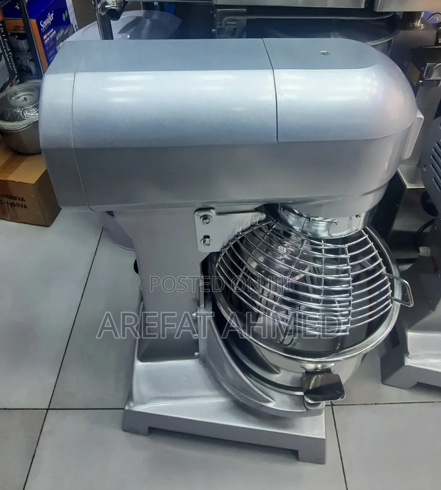 ለስራ አገልግሎት የሚውል የሊጥ ማብኪያ ማሽን Commercial Food Mixer