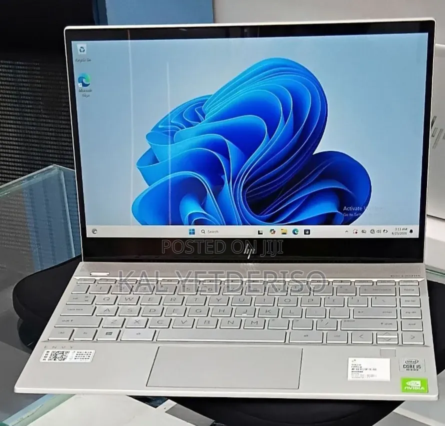 New Laptop HP Envy 13t 8GB Intel Core i5 SSD 512GB