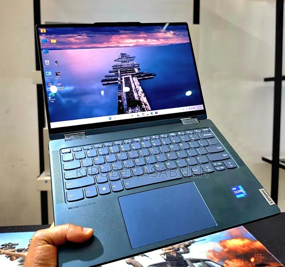 New Laptop Lenovo Yoga C740 16GB Intel Core i7 SSD 512GB