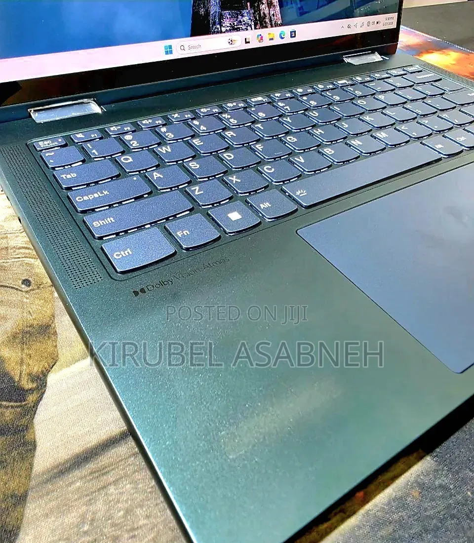 New Laptop Lenovo Yoga C740 16GB Intel Core i7 SSD 512GB