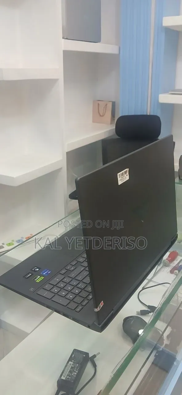 New Laptop HP Victus 16 16GB Intel Core i7 SSD 1T
