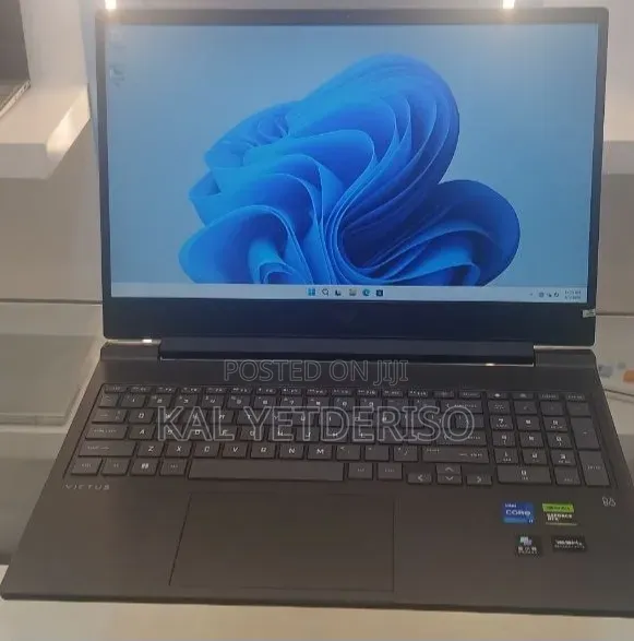 New Laptop HP Victus 16 16GB Intel Core i7 SSD 1T