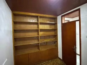 Furnished 4bdrm House in Bole for sale
