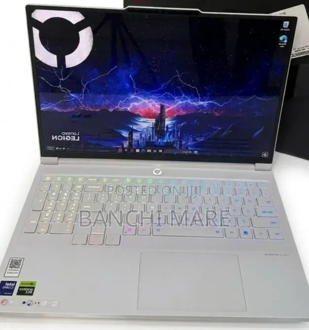 New Laptop Lenovo Legion Pro 7 32GB Intel Core Ultra 9 SSD 1T