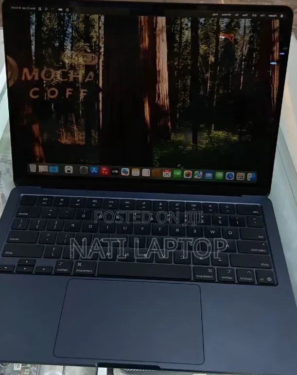New Laptop Apple MacBook Air 2025 M4 16GB Apple M4 SSD 256GB
