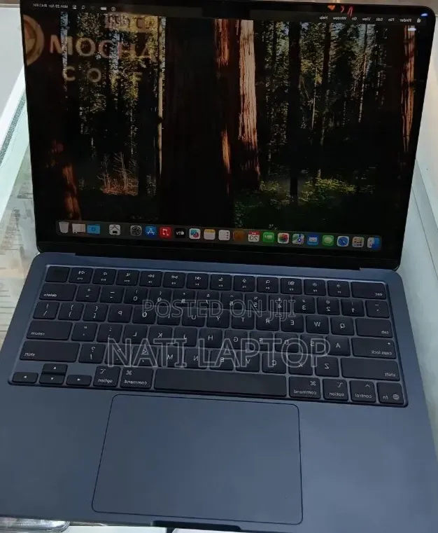 New Laptop Apple MacBook Air 2025 M4 16GB Apple M4 SSD 256GB