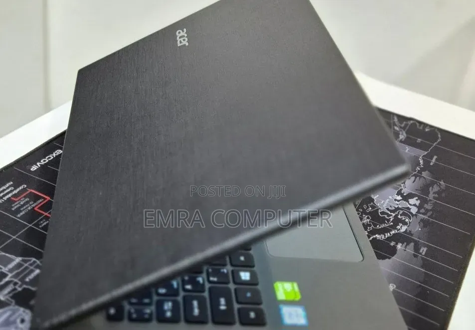 New Laptop Acer 8GB Intel Core i5 SSD 1T