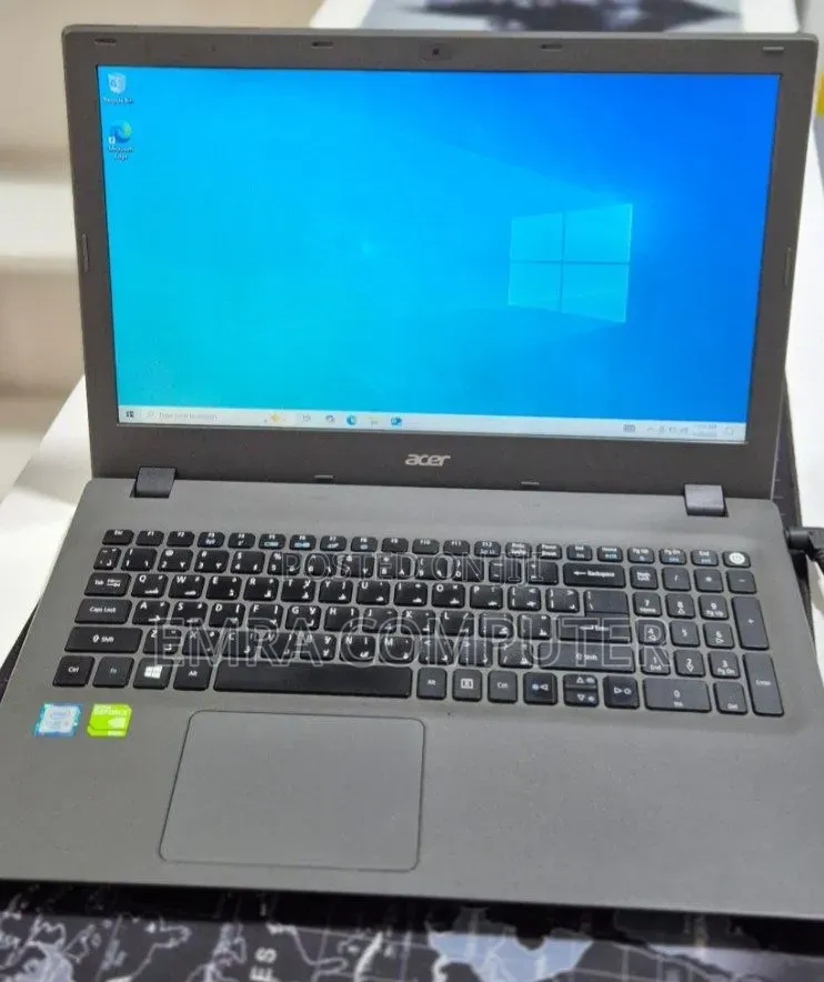 New Laptop Acer 8GB Intel Core i5 SSD 1T