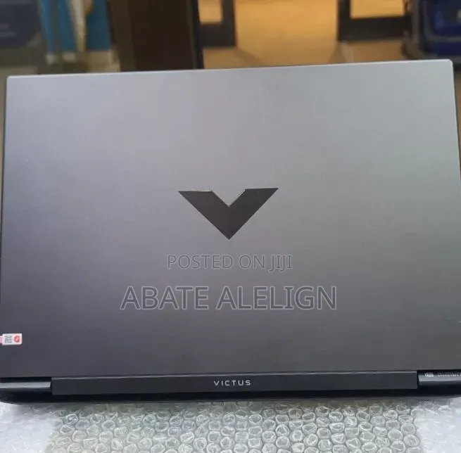 New Laptop HP Victus 16 16GB Intel Core i7 SSD 1T
