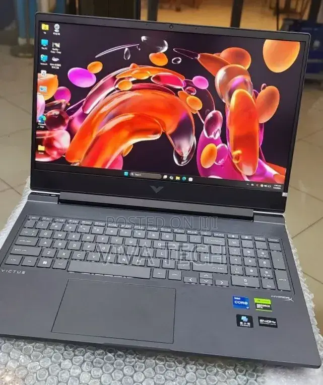 New Laptop HP Victus 16 16GB Intel Core i7 SSD 1T