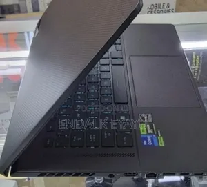 New Laptop Asus ROG Zephyrus G16 16GB Intel Core i7 SSD 512GB
