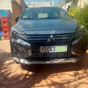 Mitsubishi Attrage 2022 Gray