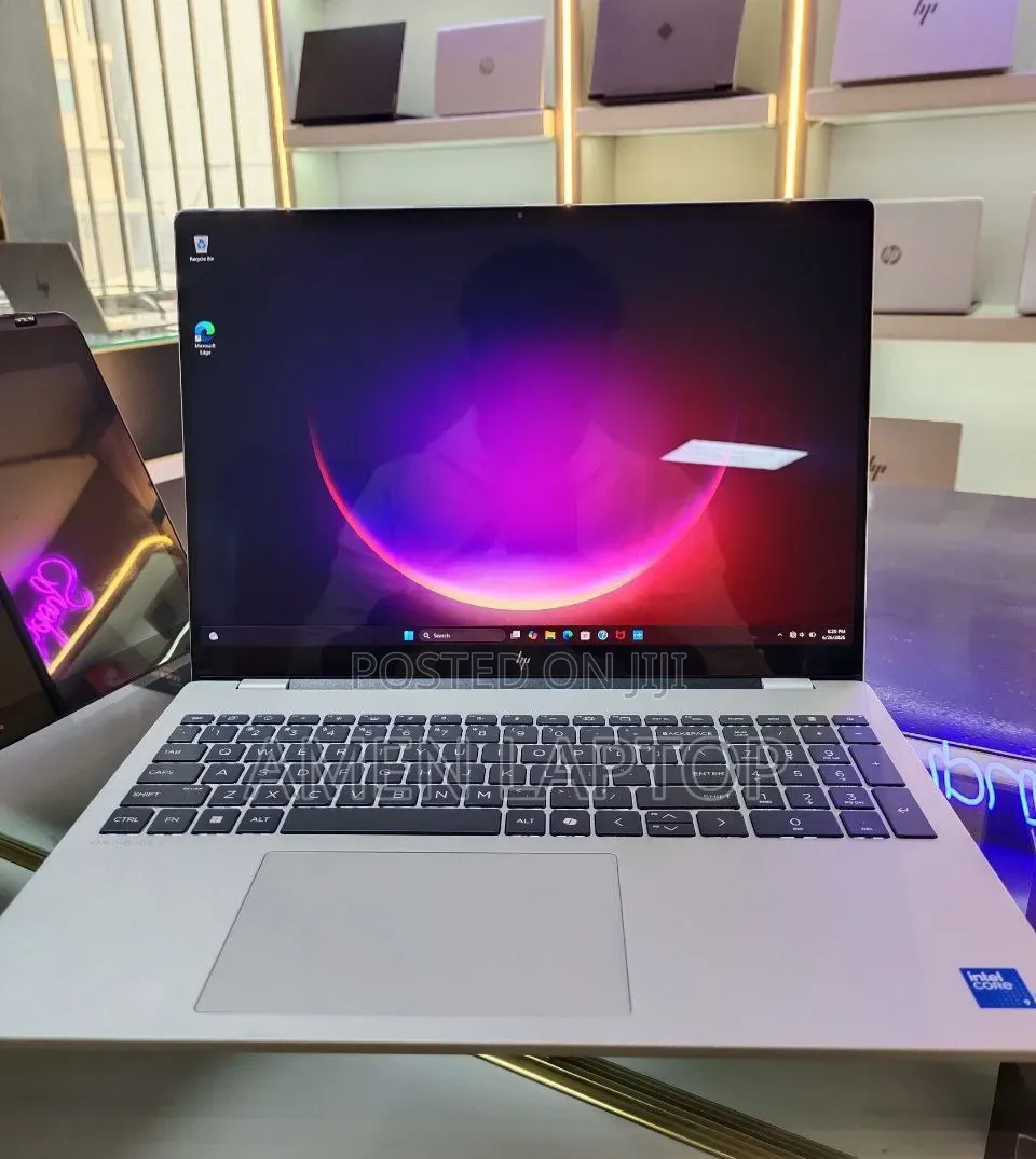 New Laptop HP OmniBook 7 14" 16GB Intel Core i9 SSD 1T
