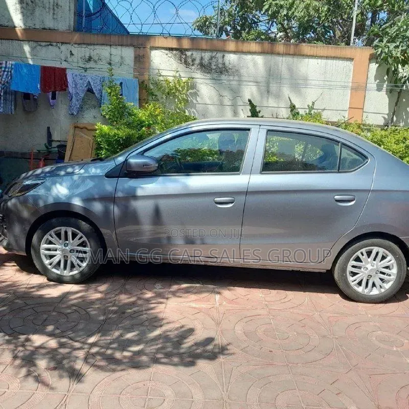 Mitsubishi Attrage 2022 Gray