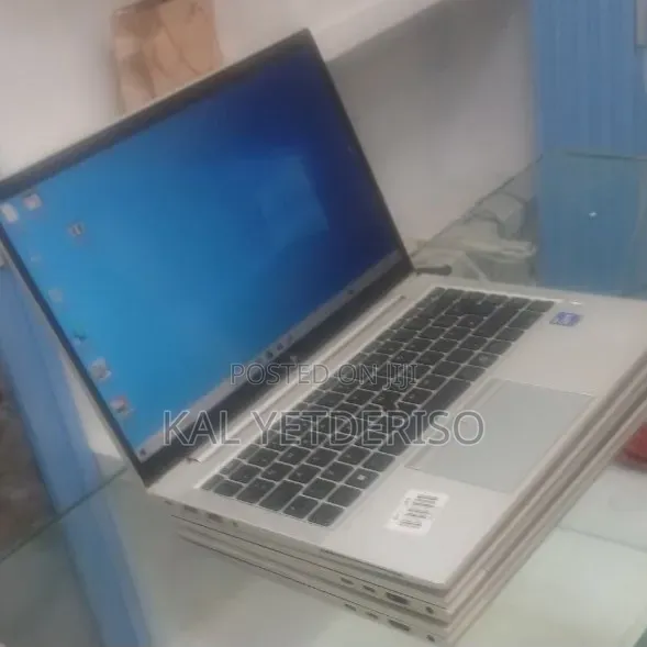 New Laptop HP EliteBook 840 G8 16GB Intel Core i7 SSD 512GB