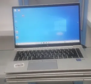 New Laptop HP EliteBook 840 G8 16GB Intel Core i7 SSD 512GB