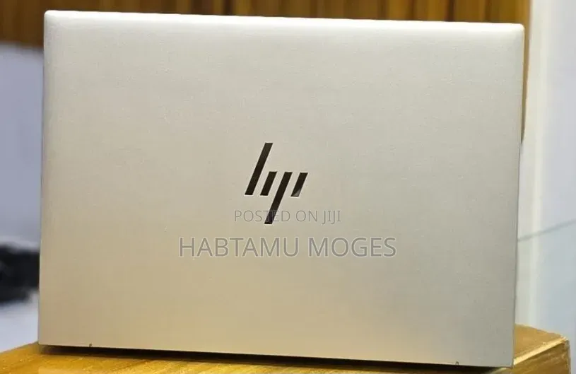 New Laptop HP EliteBook 840 G10 16GB Intel Core i7 SSD 512GB