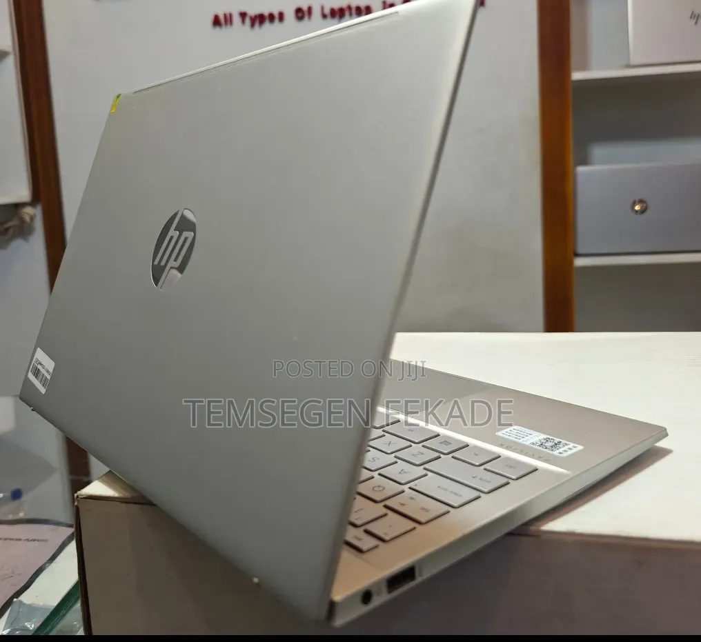 New Laptop HP Pavilion 14 16GB Intel Core i5 SSD 512GB