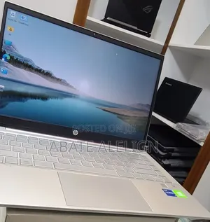 New Laptop HP Pavilion 14 16GB Intel Core i7 SSD 512GB