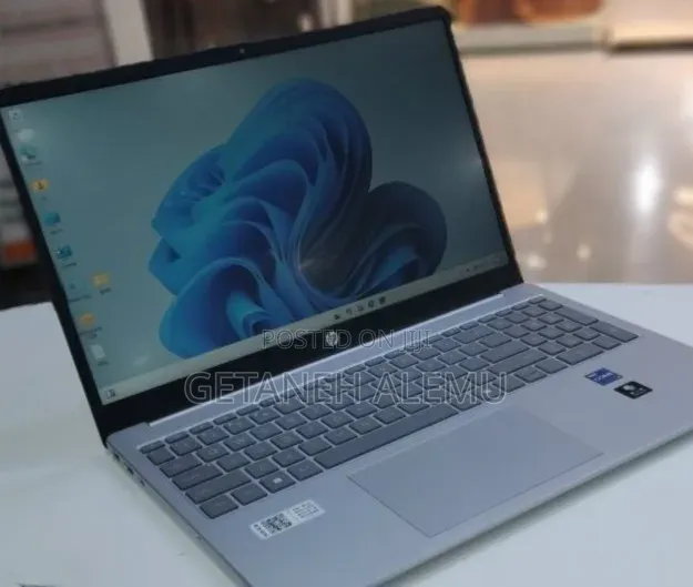 New Laptop HP Stream Notebook 16GB Intel Core i7 SSD 1T