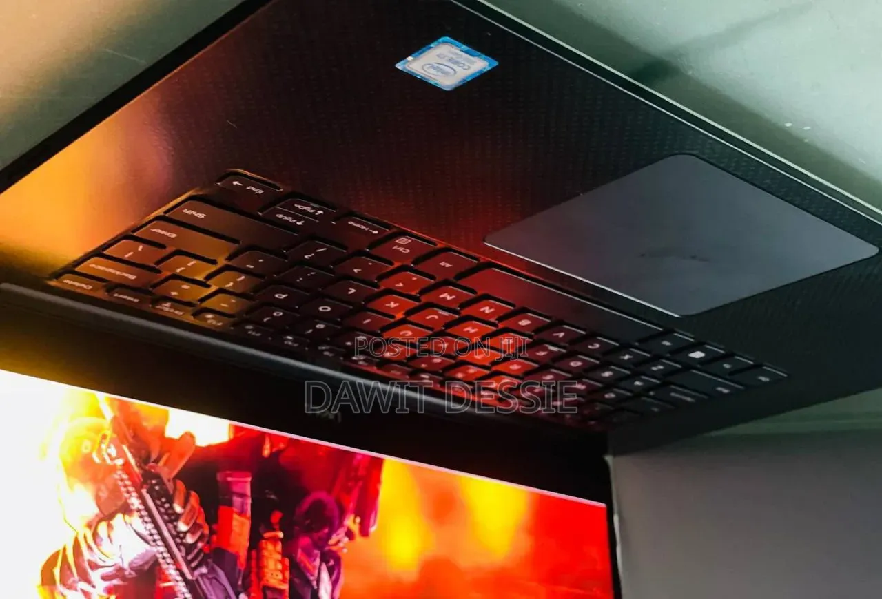 New Laptop Dell 16GB Intel Core i7 SSD 512GB