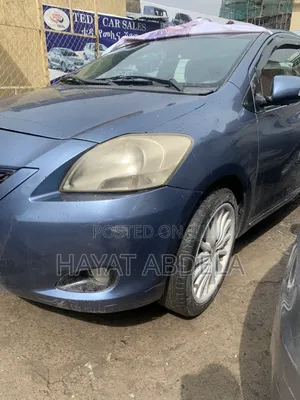 Toyota Yaris 2010 Blue