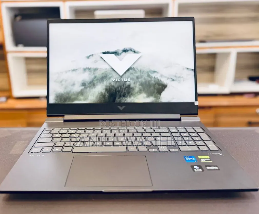 New Laptop HP Victus 16 16GB Intel Core i7 SSD 1T