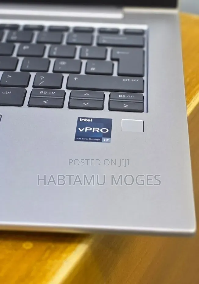 New Laptop HP EliteBook 840 G9 16GB Intel Core i7 SSD 512GB