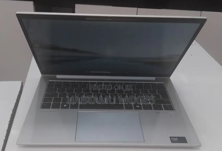New Laptop HP EliteBook 840 G11 16GB Intel Core Ultra 7 SSD 512GB