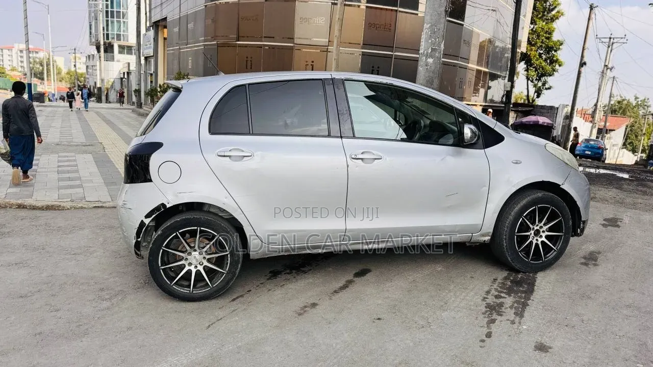 Toyota Yaris 2007 Silver