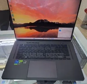 New Laptop Asus ROG Zephyrus G15 16GB Intel Core i7 SSD 512GB