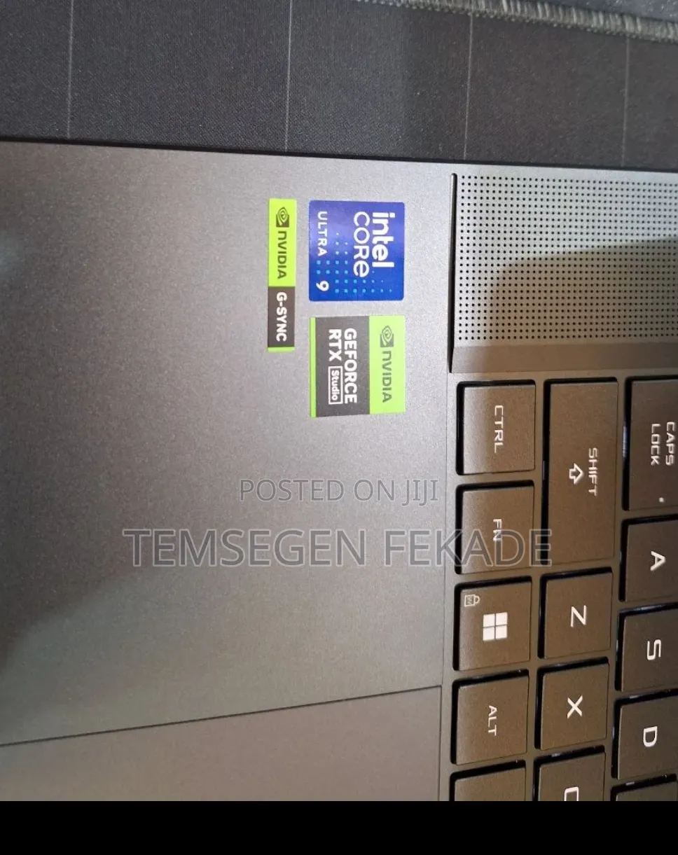 New Laptop Asus ROG Zephyrus G16 16GB Intel Core Ultra 9 SSD 1T