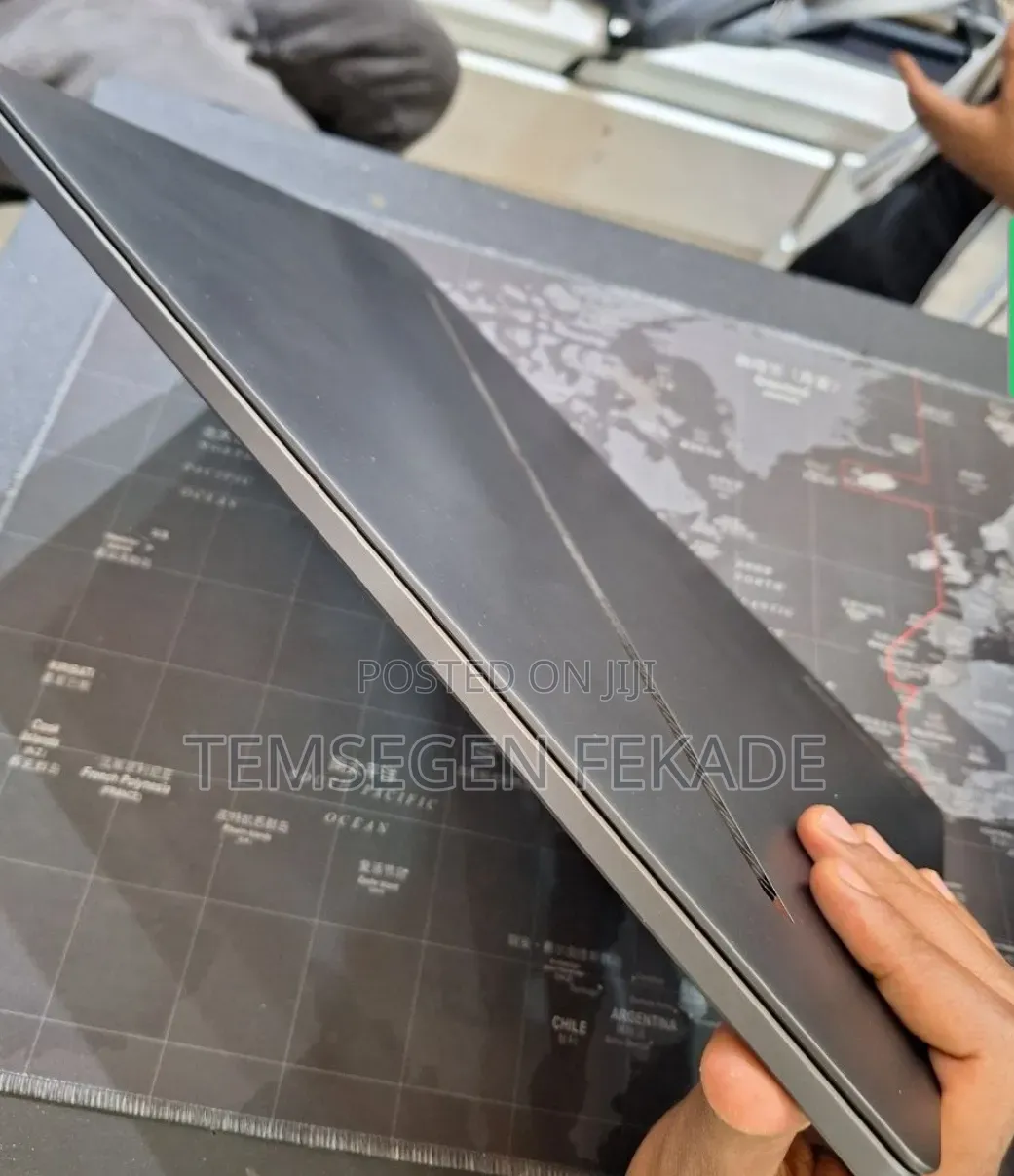 New Laptop Asus ROG Zephyrus G16 16GB Intel Core Ultra 9 SSD 1T