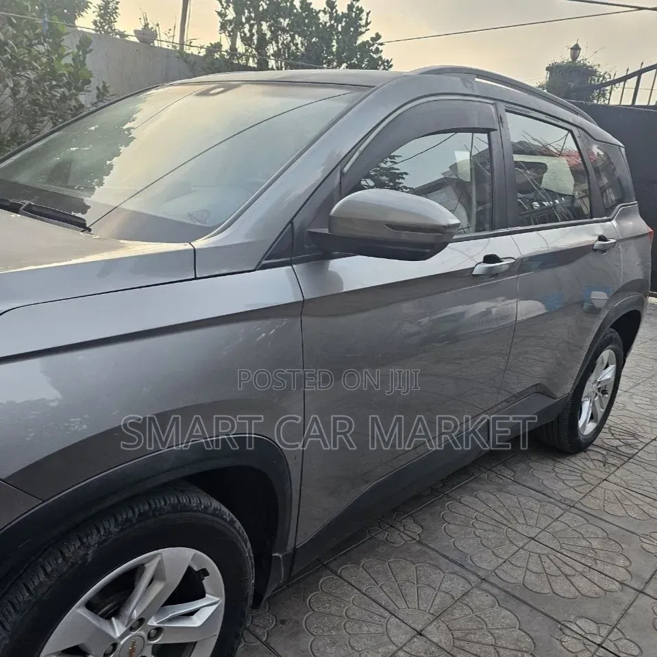 Chevrolet Captiva 2021 Gray