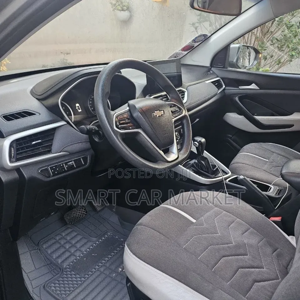 Chevrolet Captiva 2021 Gray
