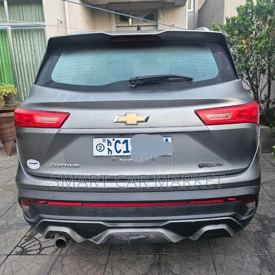 Chevrolet Captiva 2021 Gray