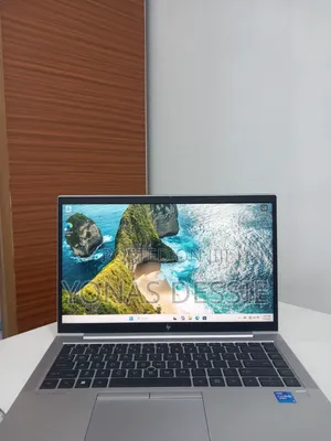 New Laptop HP EliteBook 840 G8 16GB Intel Core i5 SSD 512GB