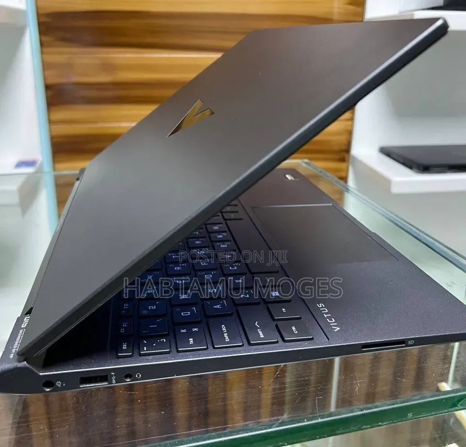 New Laptop HP Victus 16 16GB Intel Core i5 SSD 512GB