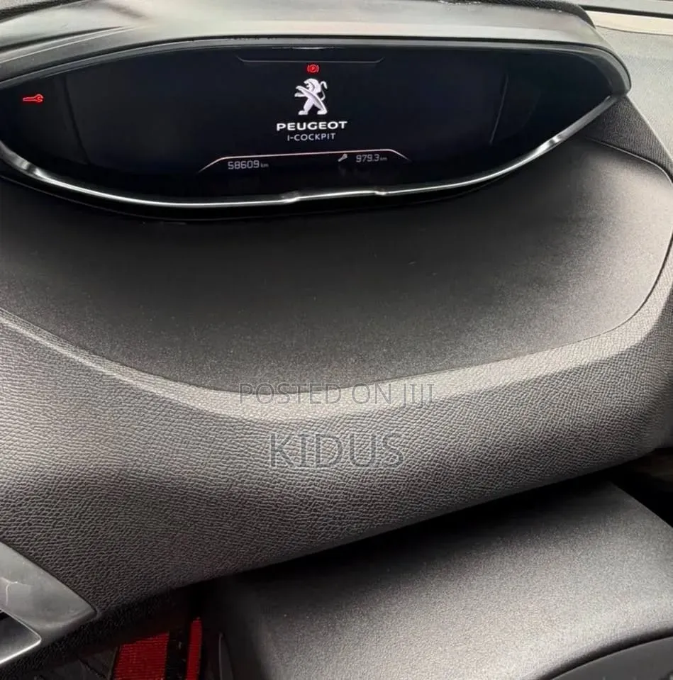 Peugeot 2008 2021 White