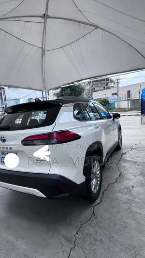Toyota Corolla Cross 2023 White