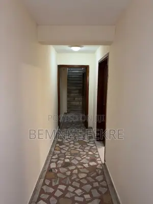 5bdrm House in Home, Bole for rent