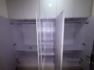 5bdrm House in Home, Bole for rent
