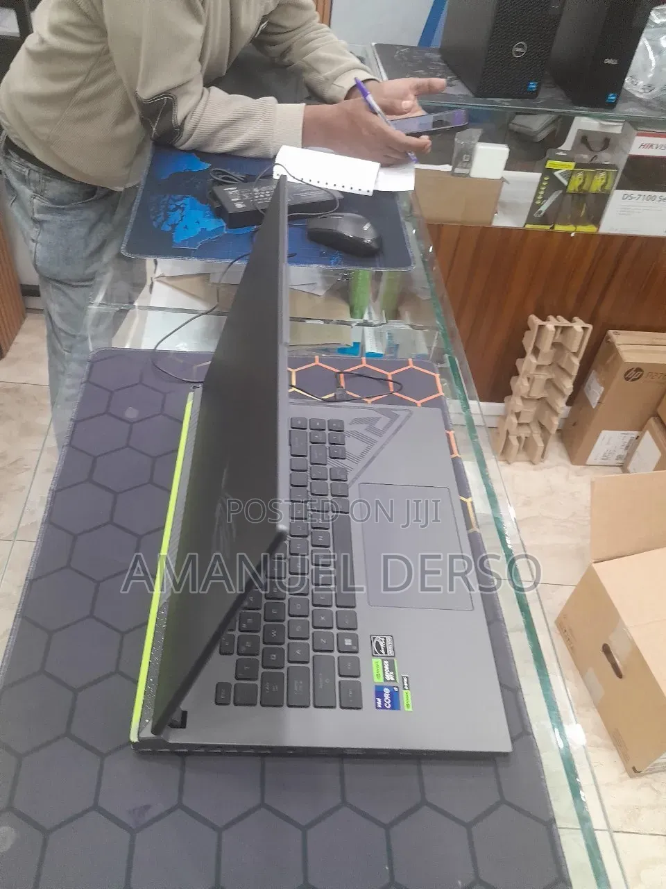 New Laptop Asus ROG Strix G15 16GB Intel Core i9 SSD 1T