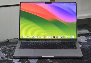 New Laptop Apple MacBook Pro 2023 M3 8GB Apple M3 Pro SSD 512GB