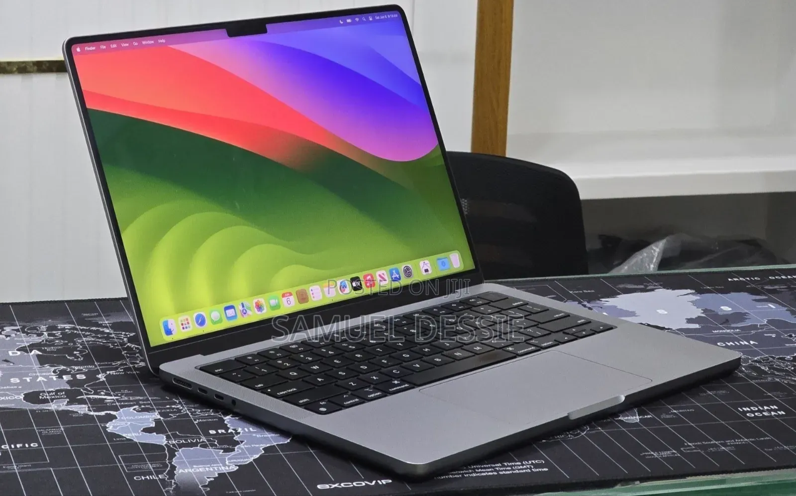 New Laptop Apple MacBook Pro 2023 M3 8GB Apple M3 Pro SSD 512GB