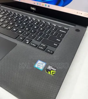 New Laptop Dell XPS 15 16GB Intel Core i7 SSD 512GB