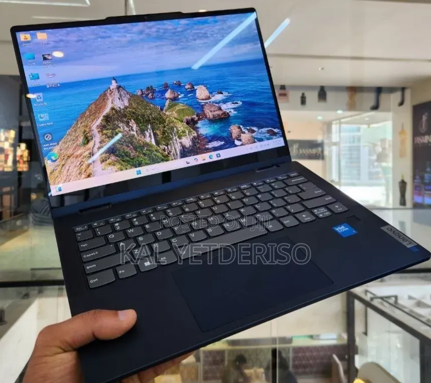 New Laptop Lenovo 16GB Intel Core i7 SSD 512GB